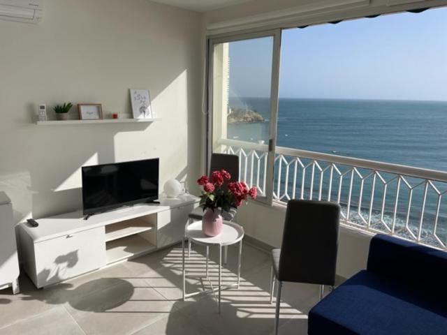 Precioso Apartamento A Estrenar En Primera Linea De Playa Benidorm Exteriér fotografie