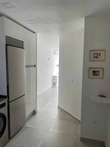 Precioso Apartamento A Estrenar En Primera Linea De Playa Benidorm Exteriér fotografie